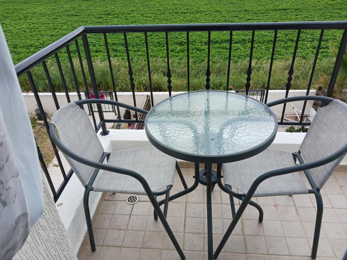 הוילה Beautiful 2-Bed House In מנדריה מראה חיצוני תמונה